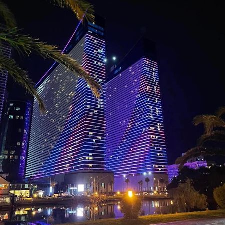 Downtown Centre In Batumi Aparthotel Orbi City In Batum Dış mekan fotoğraf