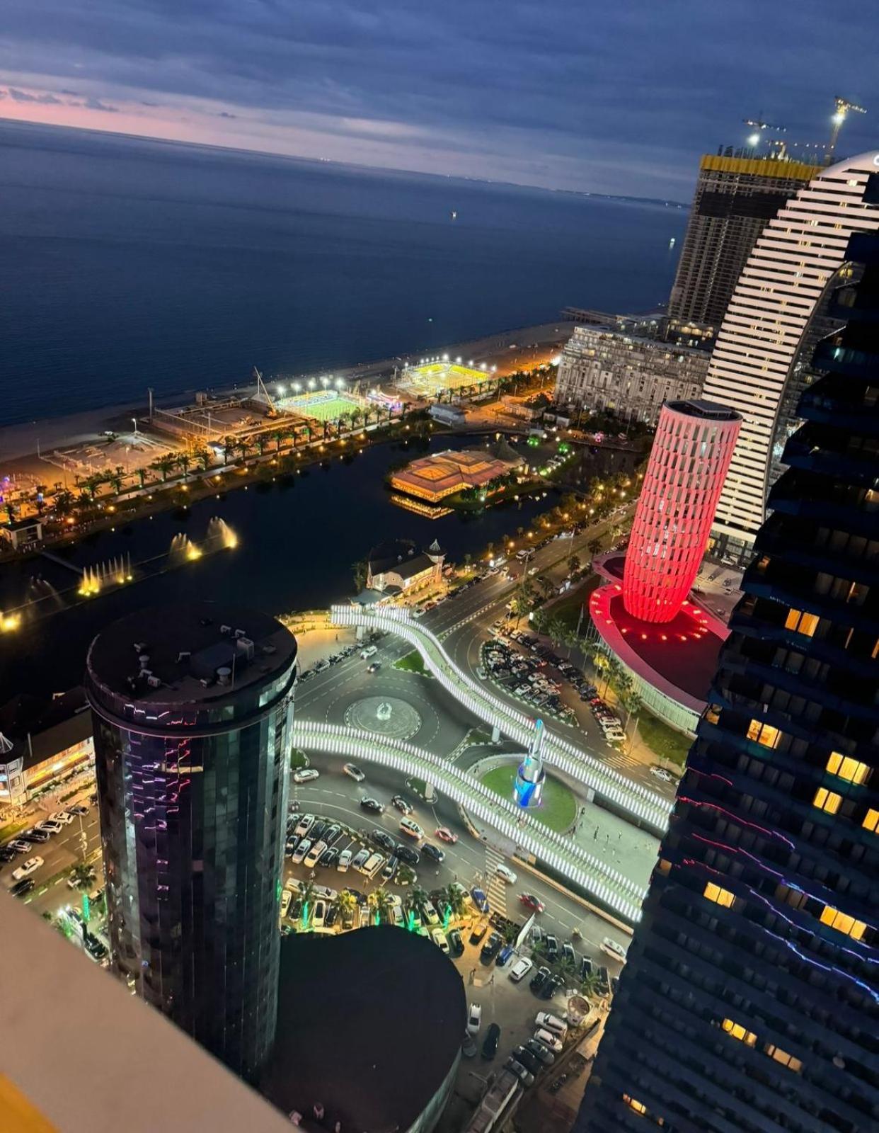 Downtown Centre In Batumi Aparthotel Orbi City In Batum Dış mekan fotoğraf